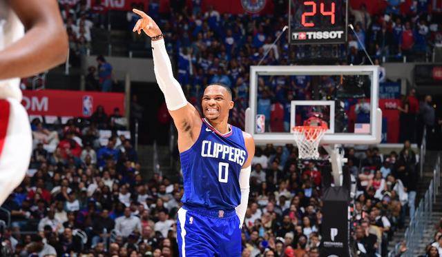 不只是进攻防守_球员_威斯布鲁克_保罗乔治