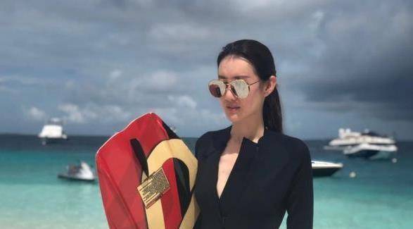 王宝强模特女友冯清,被曝正策划进军影视圈,男方是制片人_真爱_网络