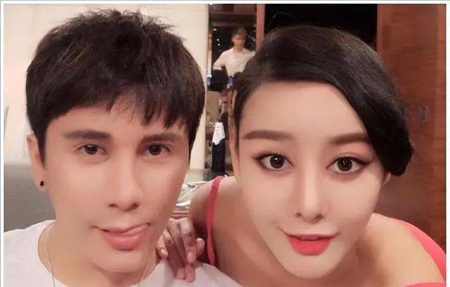 5套别墅的钱整成明星出道,嫁主刀医生,婚后发现老公竟有个男友_范冰冰