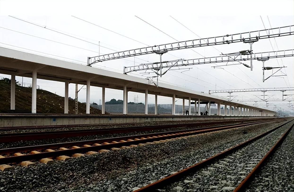 据悉,温武吉铁路长约691公里,总投资约801亿元.