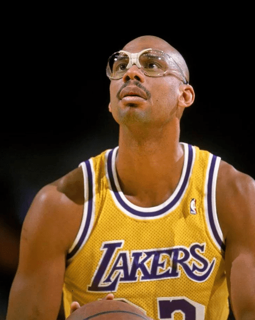 你可能不信,除了詹姆斯 nba其实还有3人有望拿40000分