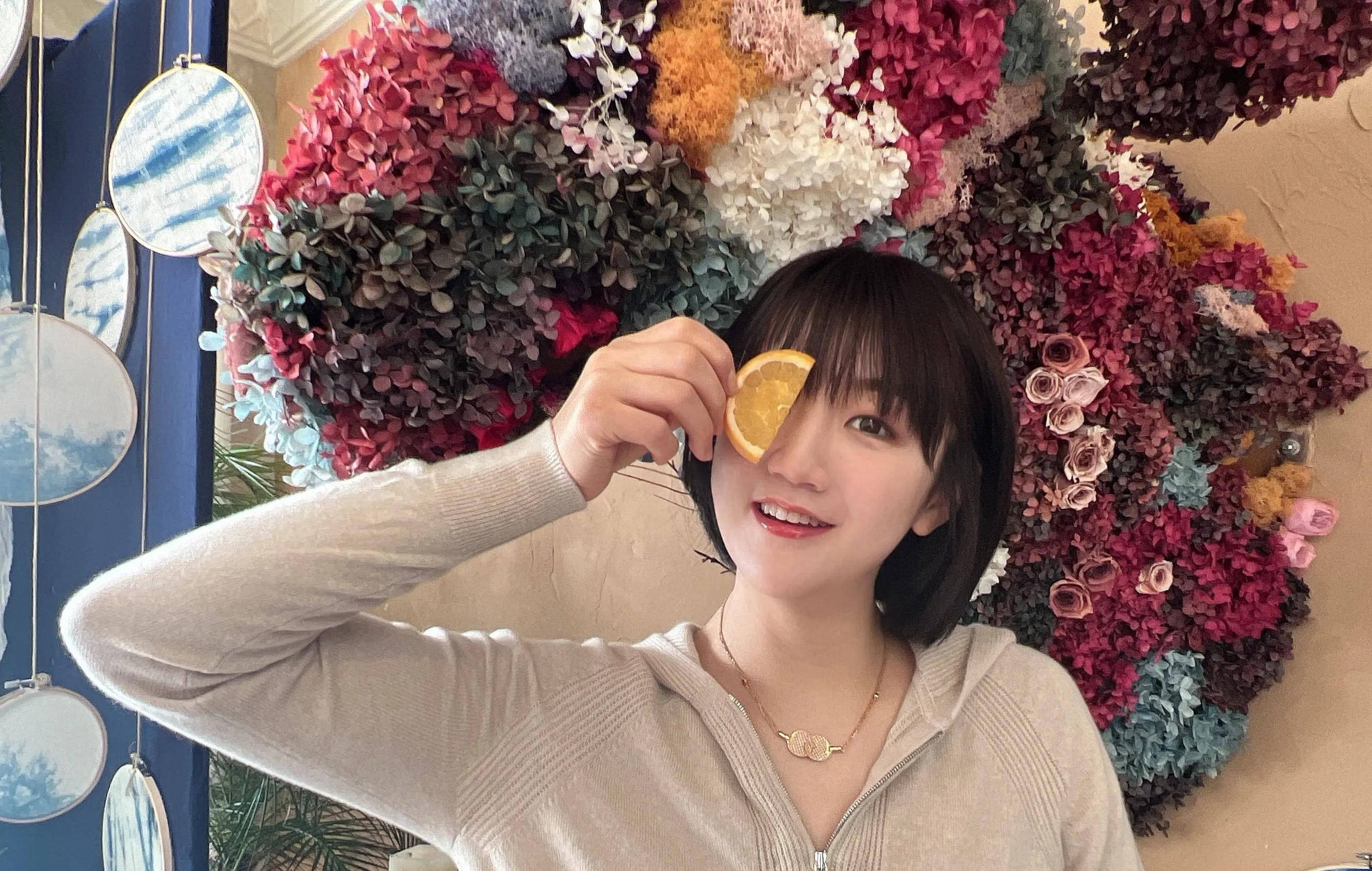 土豪,国乒美女陈梦,家底到底多厚?行李箱2万,家里像博物馆!