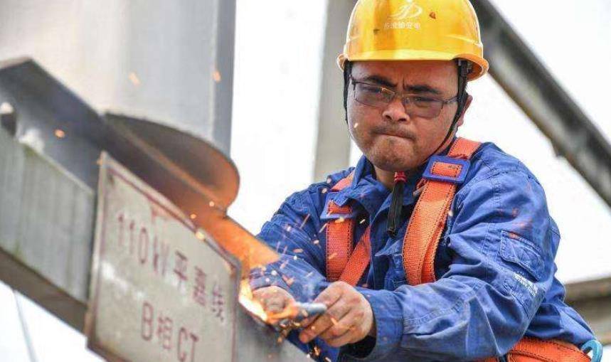 建筑工地热门工种网上找活渠道哪个好？靠谱推荐