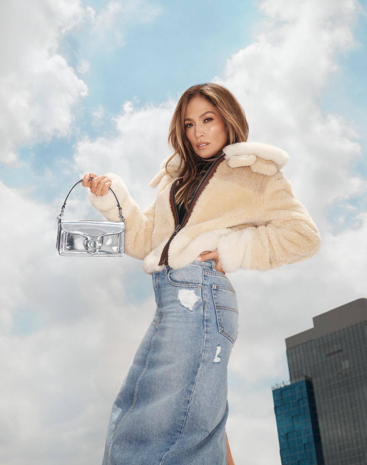Jennifer Lopez演绎“天生耀Shine”系列广告大片