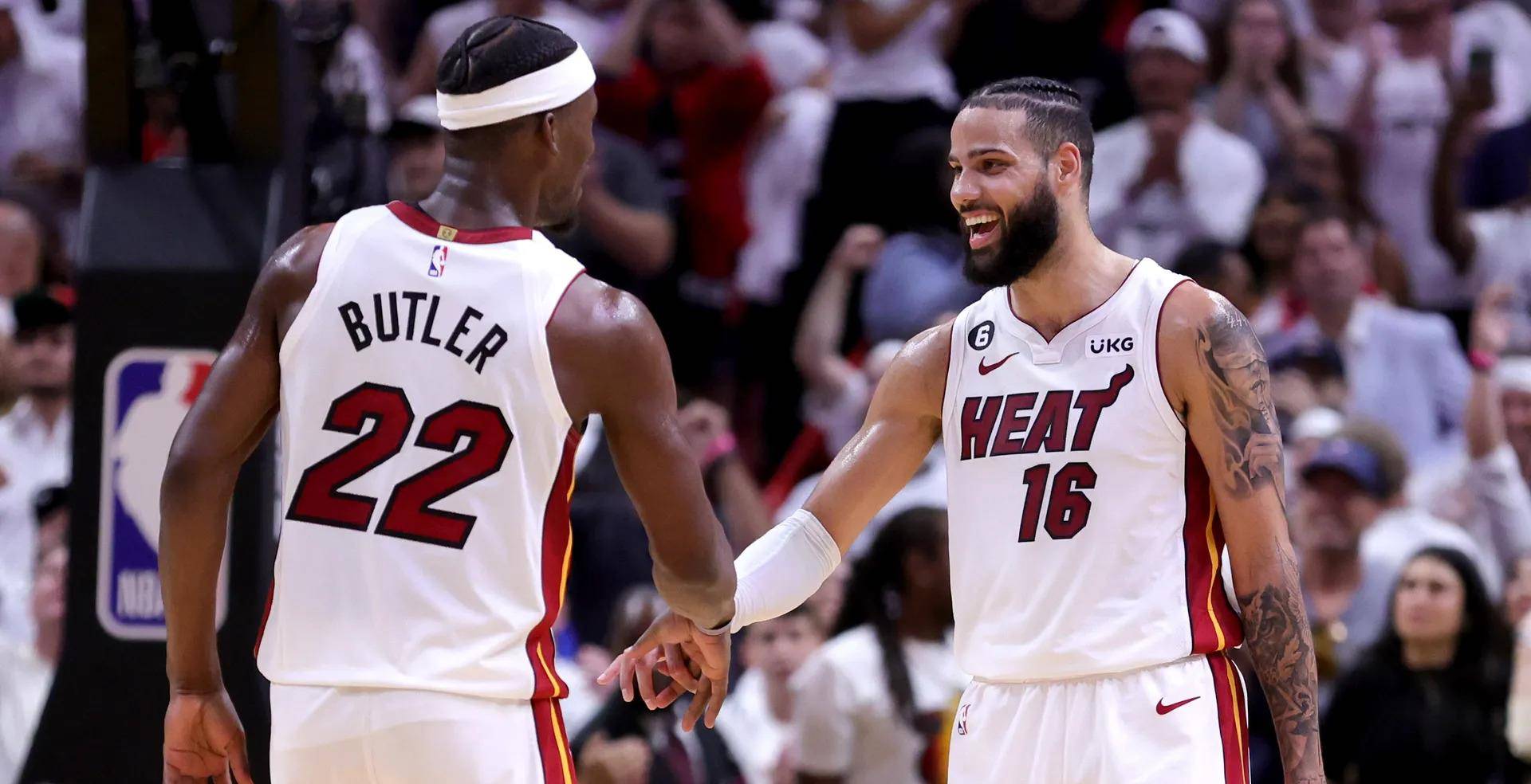 美媒模拟公牛热火2换6交易:拉文德罗赞联手巴特勒 希罗奔赴芝加哥_1