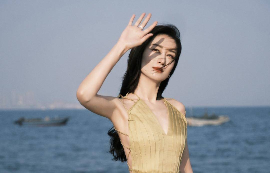连鱼尾纹都充满着女人味_气质_时候_殷桃