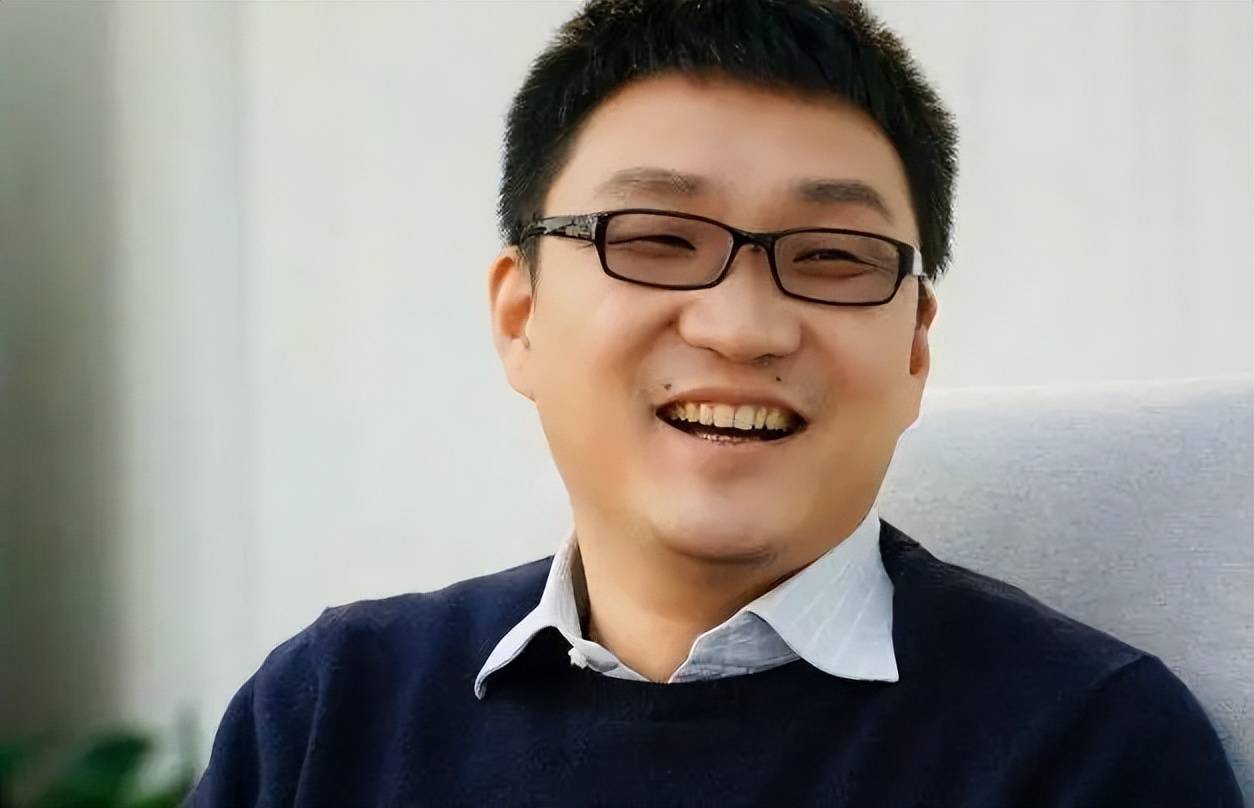 黄峥退休后,快把马云逼复出了_temu_阿里_中国