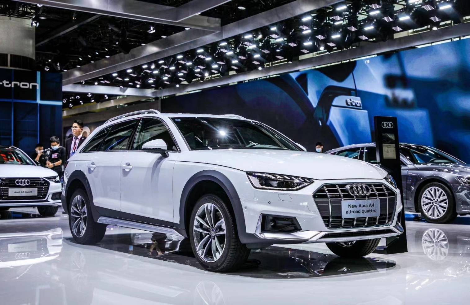 奥迪A4 旅行车系列 & 奥迪 S4 家族 2024年型正式上市_搜狐汽车_搜狐网