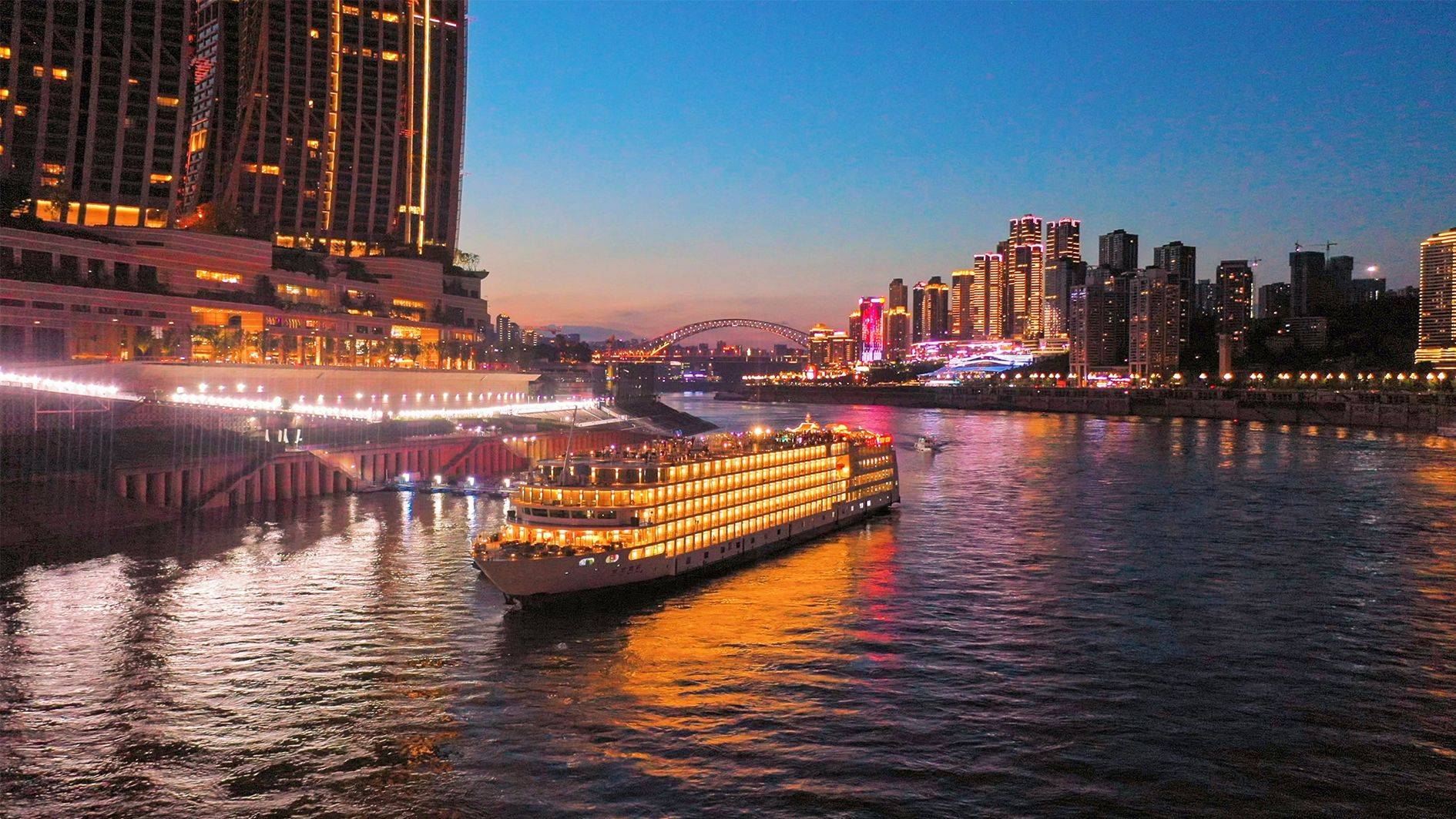 世纪游轮30周年庆航次丨1月5日5天4晚环湖游,唱响长江之歌!