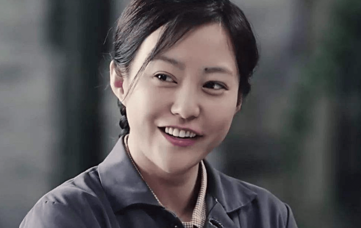 郝蕾大胆评价演员演技,网友热议:敢说真话的实力派演员!