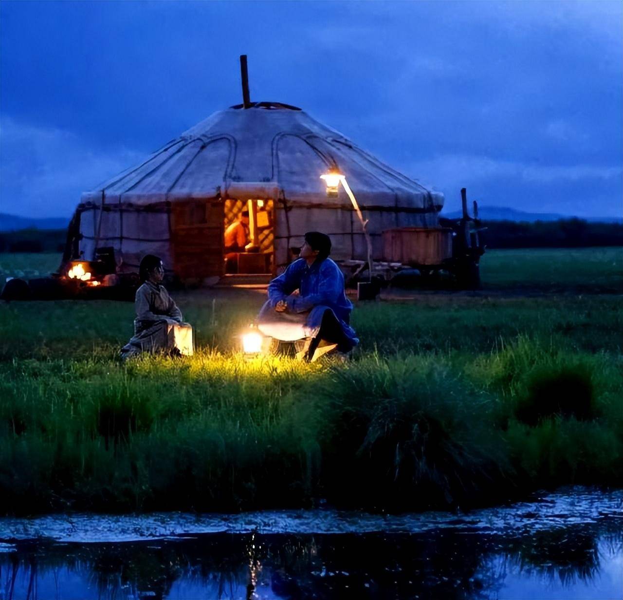 "自断前程"马苏:力挺李小璐遭打脸,踹掉孔令辉后搭上尔冬升_生活_风波