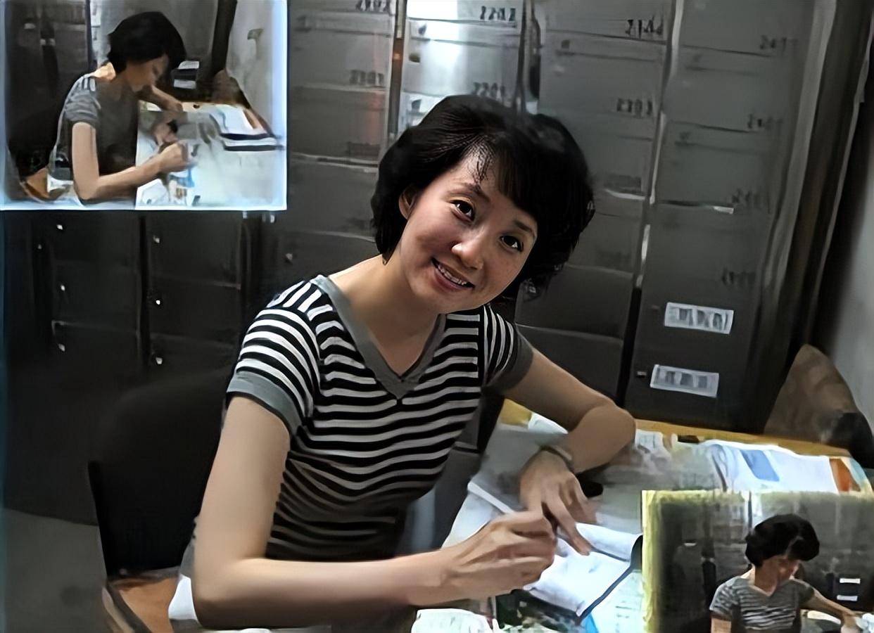 主持人李修平:工作26年零失误,二婚嫁大10岁男子,至今无儿无女_父母