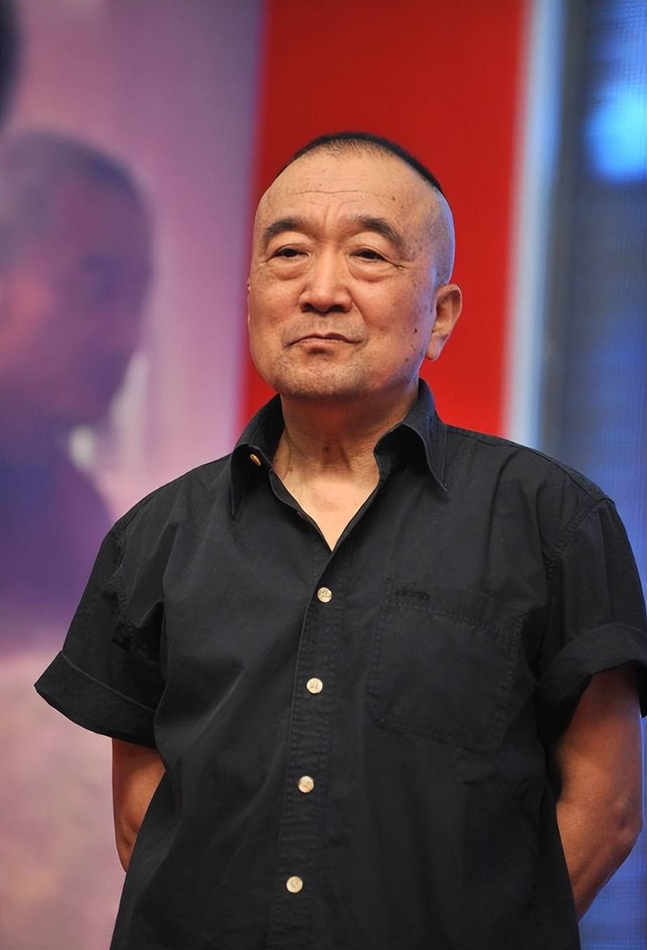 李保田:缺席儿子婚礼,儿媳用爱化解父子矛盾,如今一家其乐融融_李彧