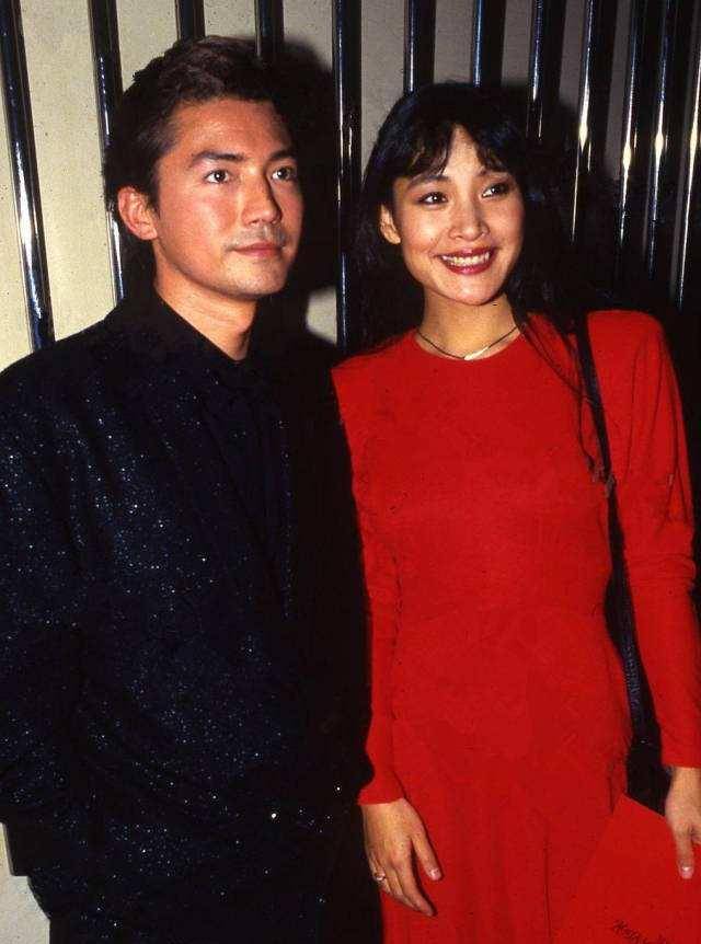 尊龙迷住林青霞和王祖贤,却至今未娶,孤儿的他,一人生一人死?