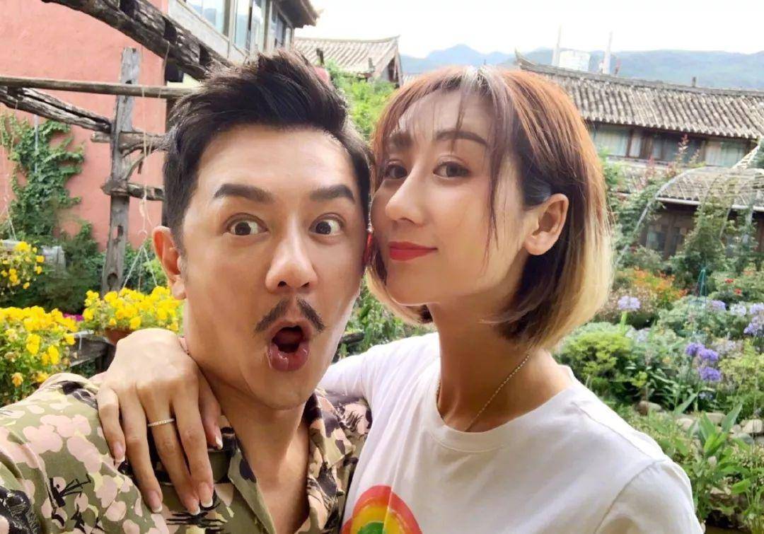 有种"整容"叫蒋丽莎结婚,5年剖4胎,如今比大16岁男子还显老_陈浩民
