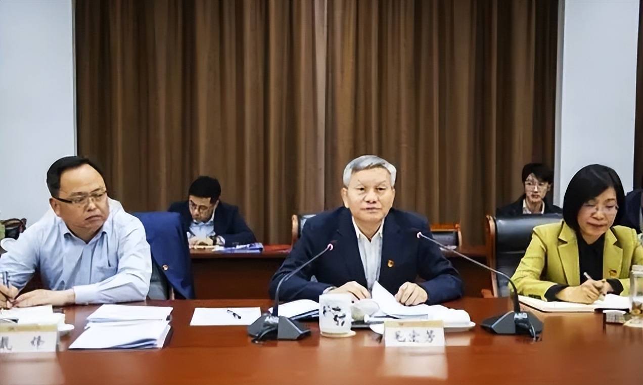 浙江省教育厅厅长毛宏芳突发心梗逝世,享年58岁,给世人敲响警钟_工作