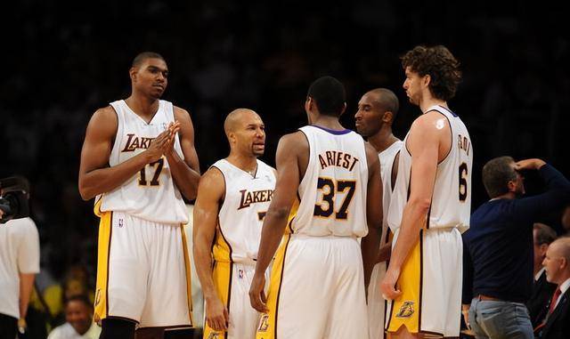 "湖人三高"大加,拜纳姆,奥多姆两连冠时表现如何_保罗-加索尔_投篮