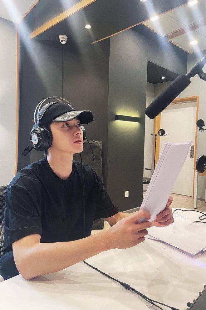 许凯亮相微博,分享工作日常,帅气配音期待"姚志明"登场_作品_合作