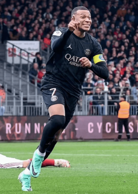 欧冠小组赛;多特蒙德vs巴黎圣日尔曼_圣日耳曼_防守_战绩