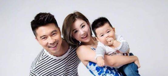 "好男人"王雷,和妻子恋爱后拒拍吻戏,如今38岁一家三口很幸福_李小萌