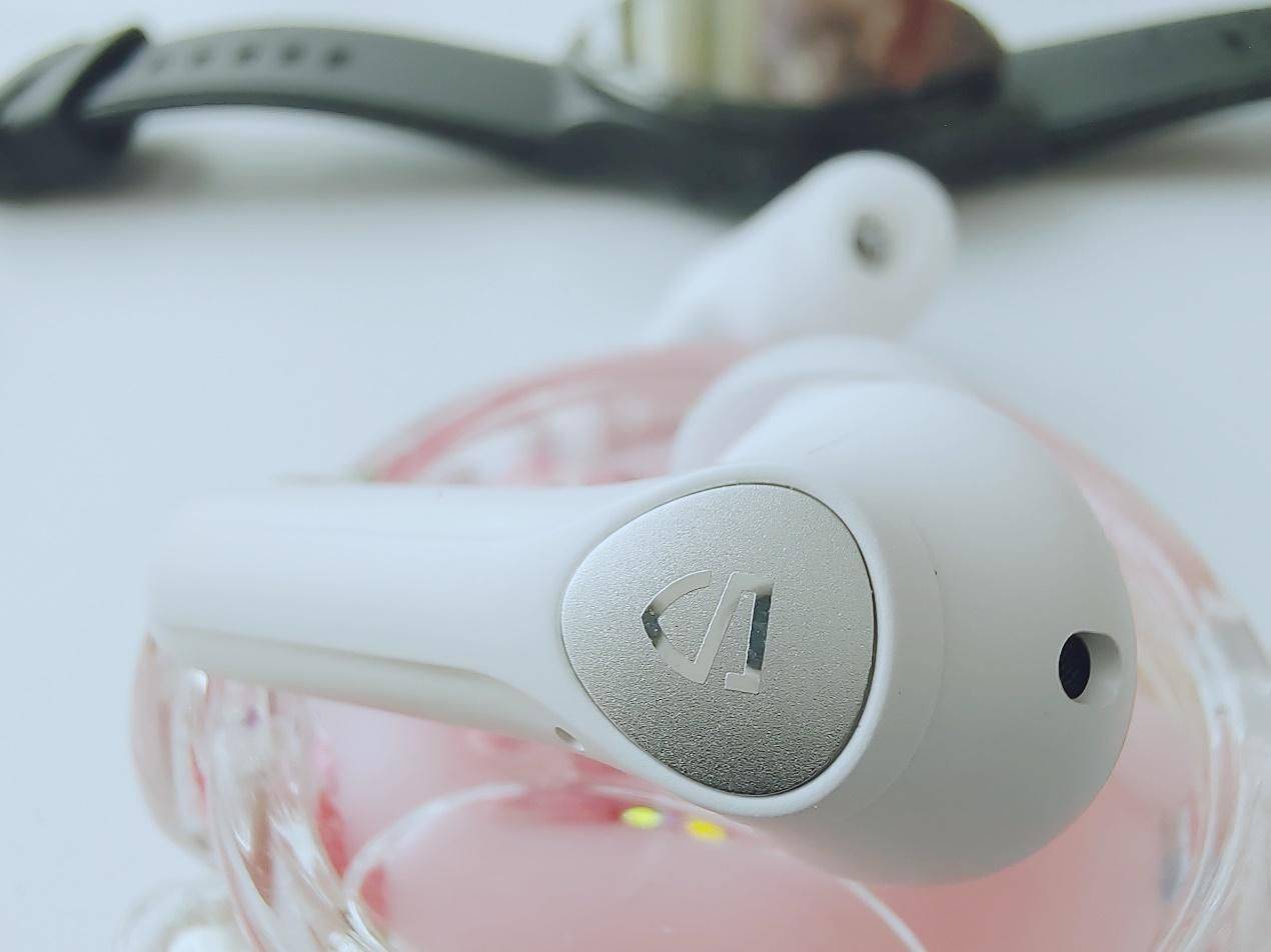 泥炭Air4 Pro耳机真实体验:完美音质,佩戴舒适,游戏开黑必备!