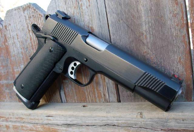 世界上服役时间最长的手枪,美国大兵的最爱_柯尔特_外形_设计