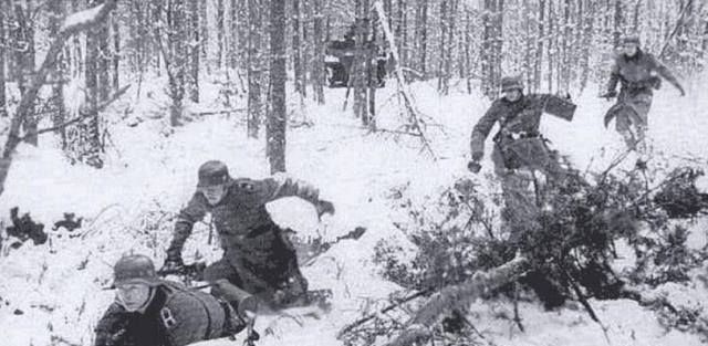 蘇軍看似宏大的反攻,卻是隱患和風險眾多,最終讓蘇軍