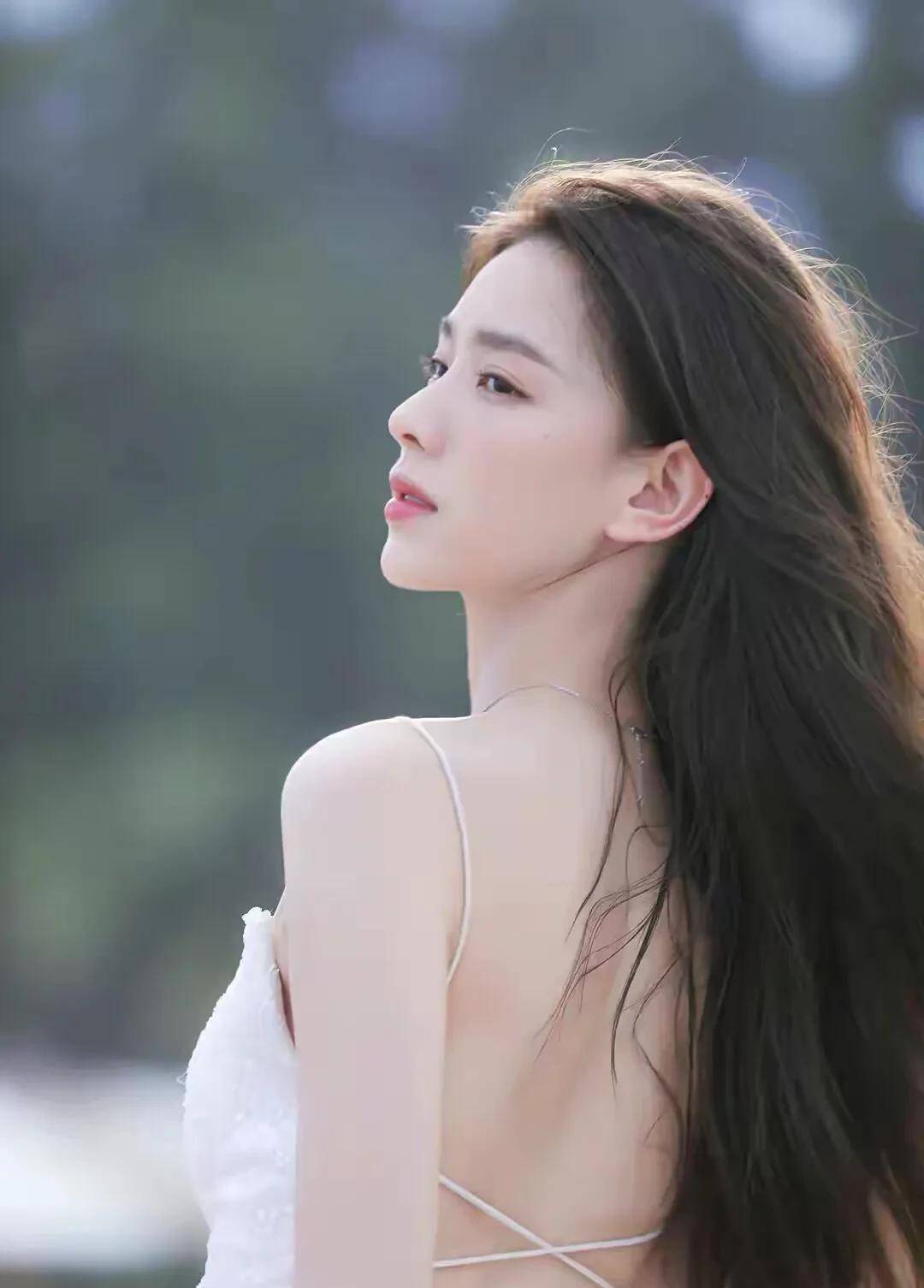 孙一宁-肤白貌美,神仙颜值,气质迷人,精致可人!妩媚惊艳!