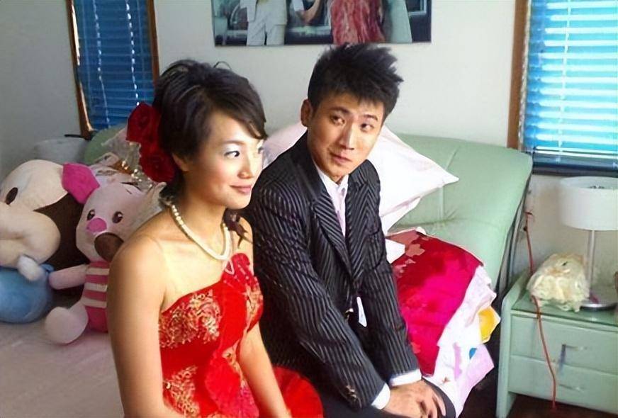 两段婚姻都卑微,一婚被男子分手,二婚却幸福满满_周一围_童蕾_感情