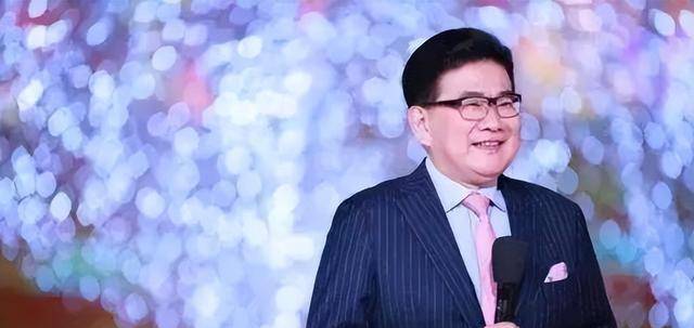 遭受当代阳谋的曹可凡,也曾是怒怼金星,硬刚蔡依林的风云人物_批评