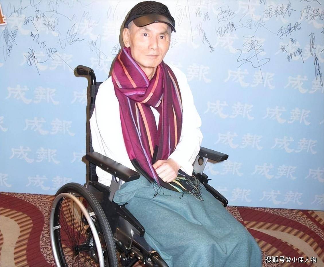 68岁香港演员刘家辉:瘫痪在床12年,频传"去世",现状令人泪目_刘家良