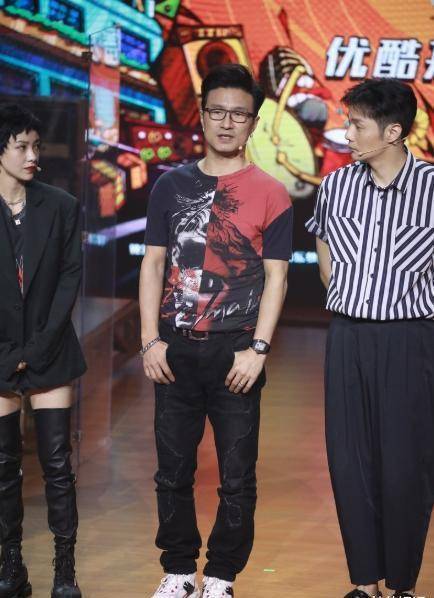 娱乐圈第一预言家汪峰,新专辑再一次顶着大瓜出来了!_时候_网友_音乐