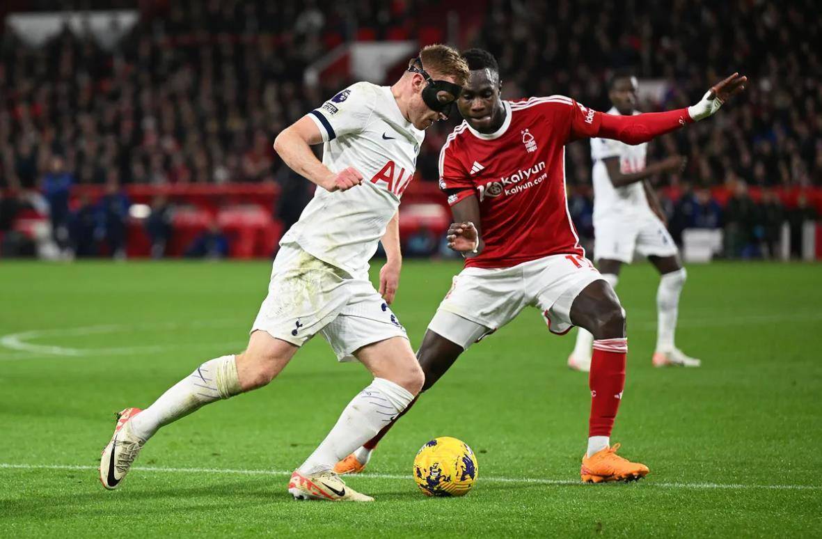 5亿欧元的首发阵容,伊兰加,怀特搭档锋线,威廉姆斯,耶茨,奥雷尔