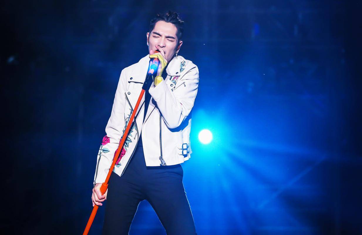 嫁萧敬腾2个月认"这点不适应" summer曝婚宴进度_老萧_婚礼_角色