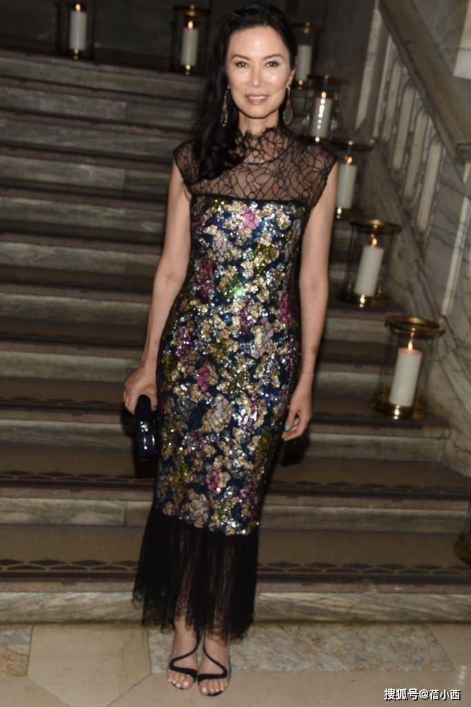 邓文迪又把野心穿在身上!