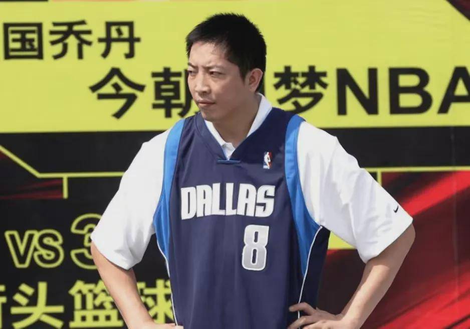 胡卫东训练抽烟,才明白打cba富裕又去不成nba的尴尬_巩晓彬_周琦_本土