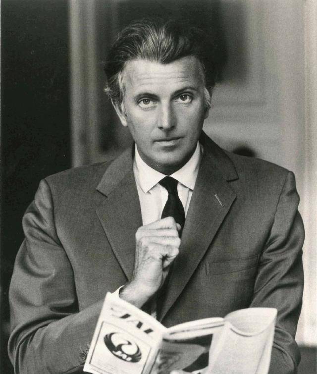 纪梵希:那个号称全世界最懂赫本的男人,却选择同性作为终身伴侣_的