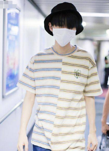 王俊凯《中餐厅》新发型被说,超长刘海究竟是酷还是不讲卫生?