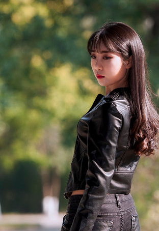 开怀一笑:结婚当天,小舅子抱着我哭,我温柔地对他说……_笑话_美女