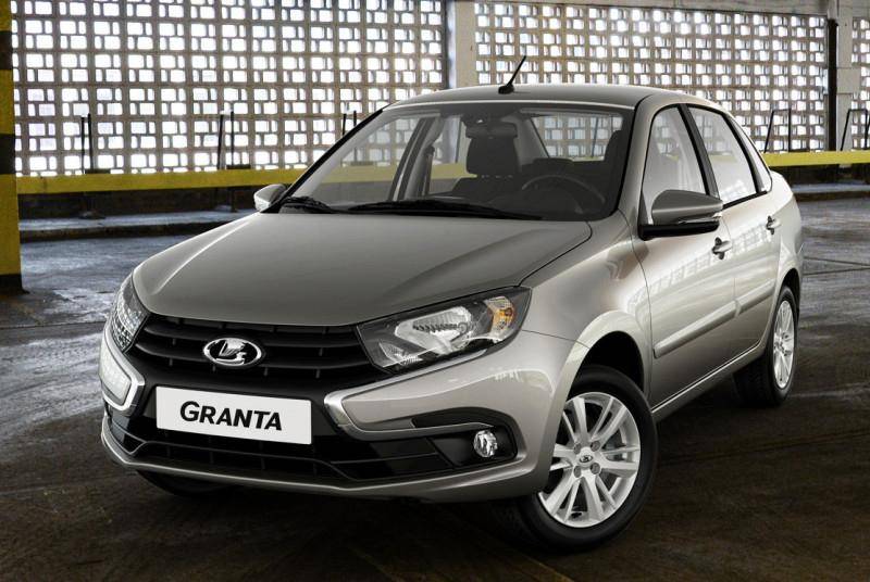 单一车型的消费额度来看,前3名车型分别是:拉达granta(1456亿卢布)