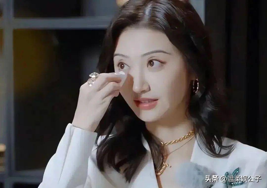 话来说,是人渣兼人精,如果说景甜怯懦了,那他便可以让其成为长期饭票