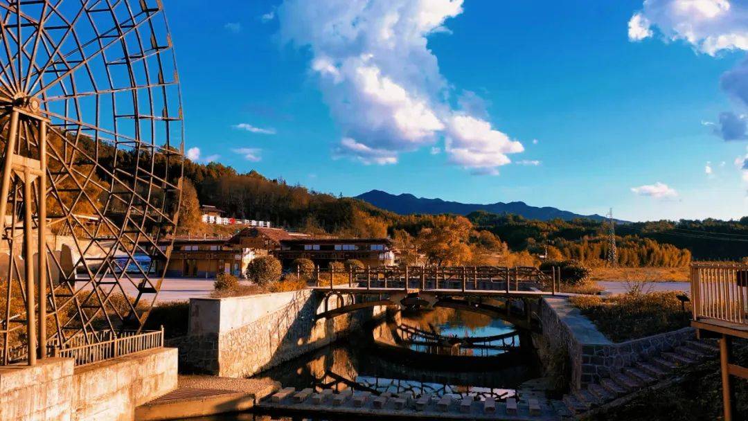 江西野狼谷| 现在就出发,一年四季的诗情画意,都藏在了野狼谷深处