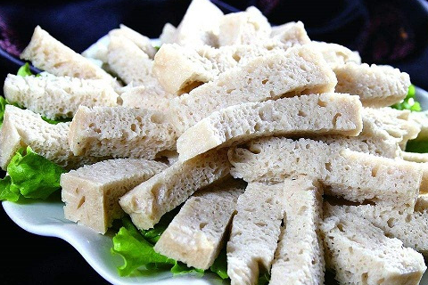 第四种就是面筋了,可能很多小伙伴们都会发现,在吃麻辣烫的时候,他们