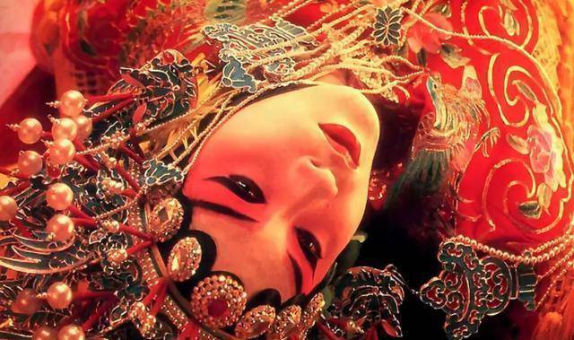 《霸王别姬》还在把程蝶衣形象强加给演员?张国荣曾说拒绝!