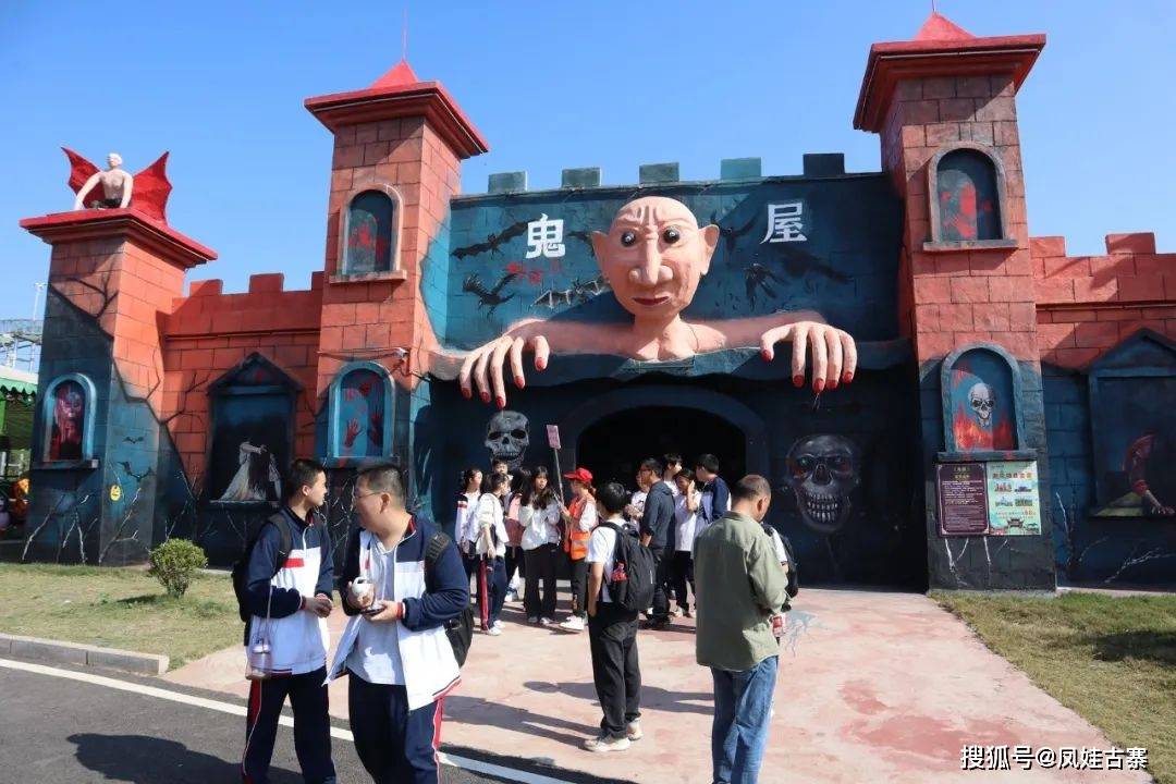 12月29日,凤娃古寨景区全天免票入园!天街夜画不夜城如期而至!