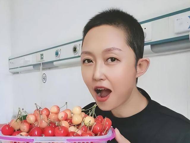 48岁女星高海燕病逝,生前露面惹唏嘘,为了三个孩子太拼命_情感_人物