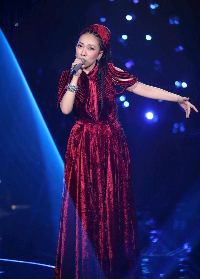 《歌手-当打之年》延后录制引发热议,第二期如约而至_斗牛_华晨宇