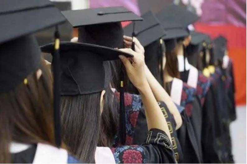大学期间可以考几次硕士研究生，你知道吗？