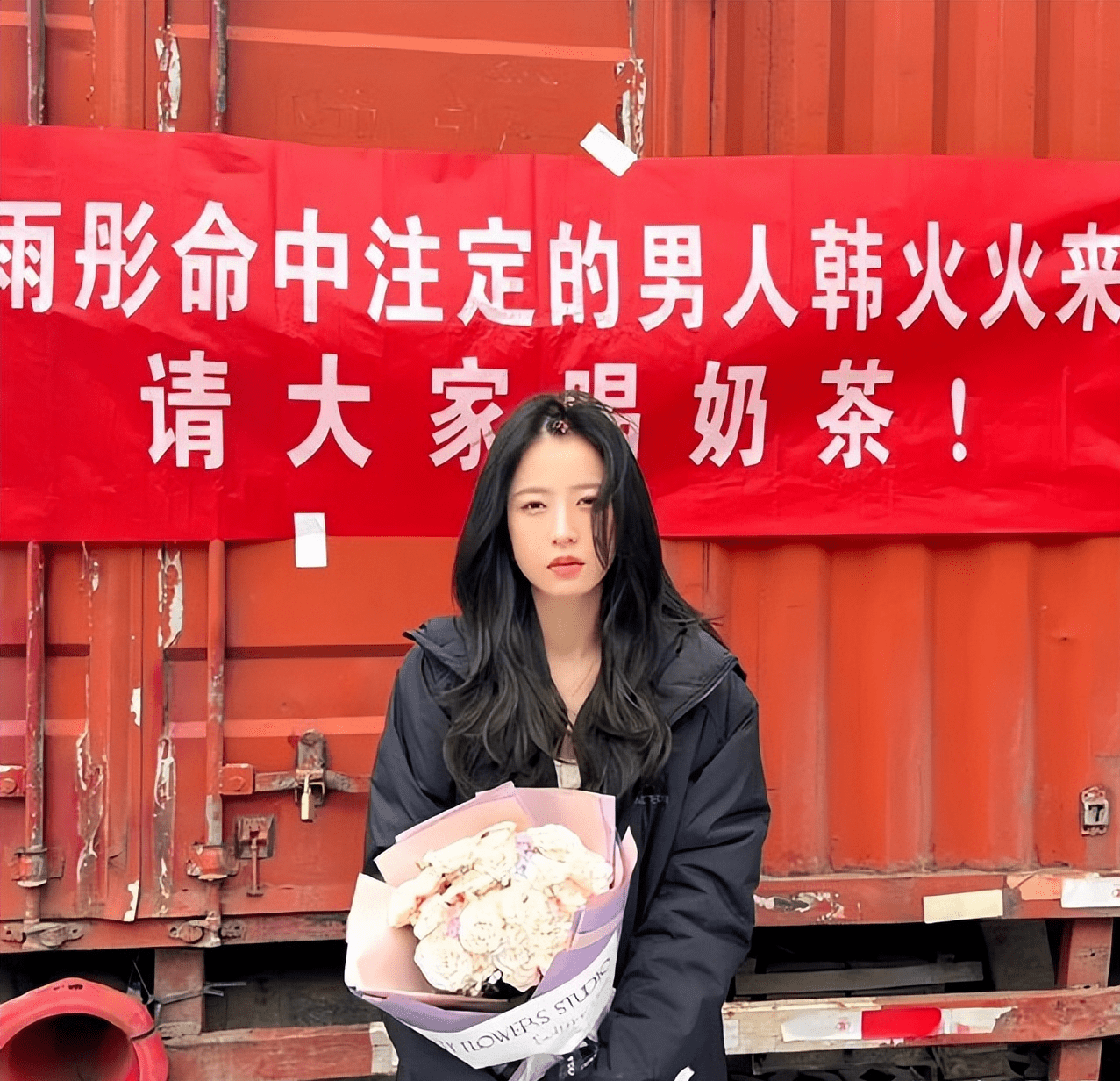周雨彤为防韩火火安监控?网友:这是要上演什么大戏?_友情_关系_好朋友