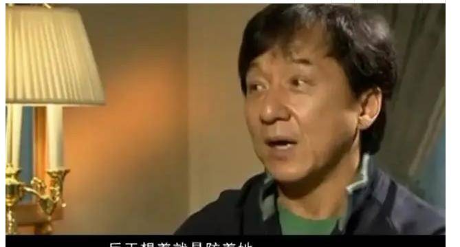 松鼠打不过仓鼠道歉了，只是简简单单的一句话